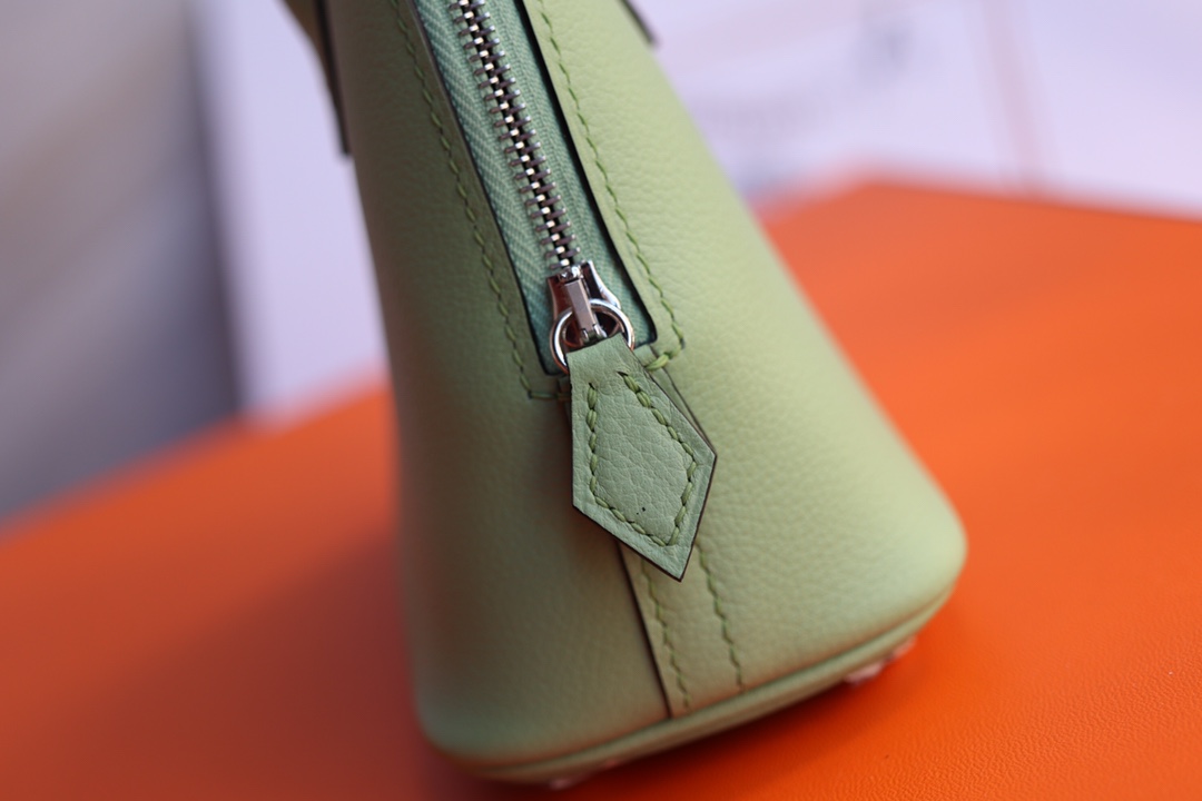 에르메스 미니 볼리드백 아보카도그린 은장 에버컬러